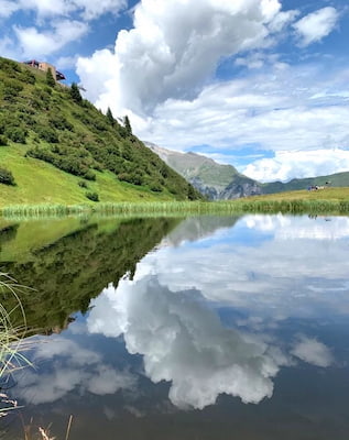 SE MI GUARDI IO MI VEDO - paesaggio lago montano